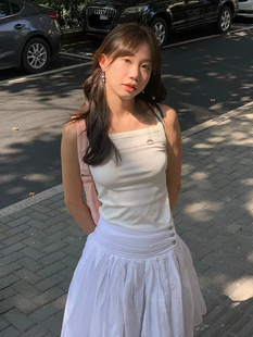 饰内搭温柔感纯白半身裙 marchen简约蝴蝶结设计吊带背心甜美装
