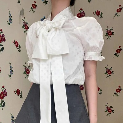 法式蝴蝶结甜美波点绸缎衬衫上衣