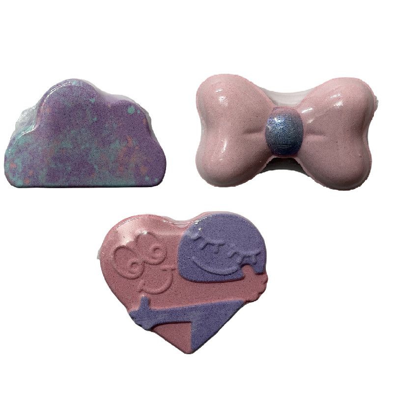 名创优品蝴蝶结爱心抱抱浴盐