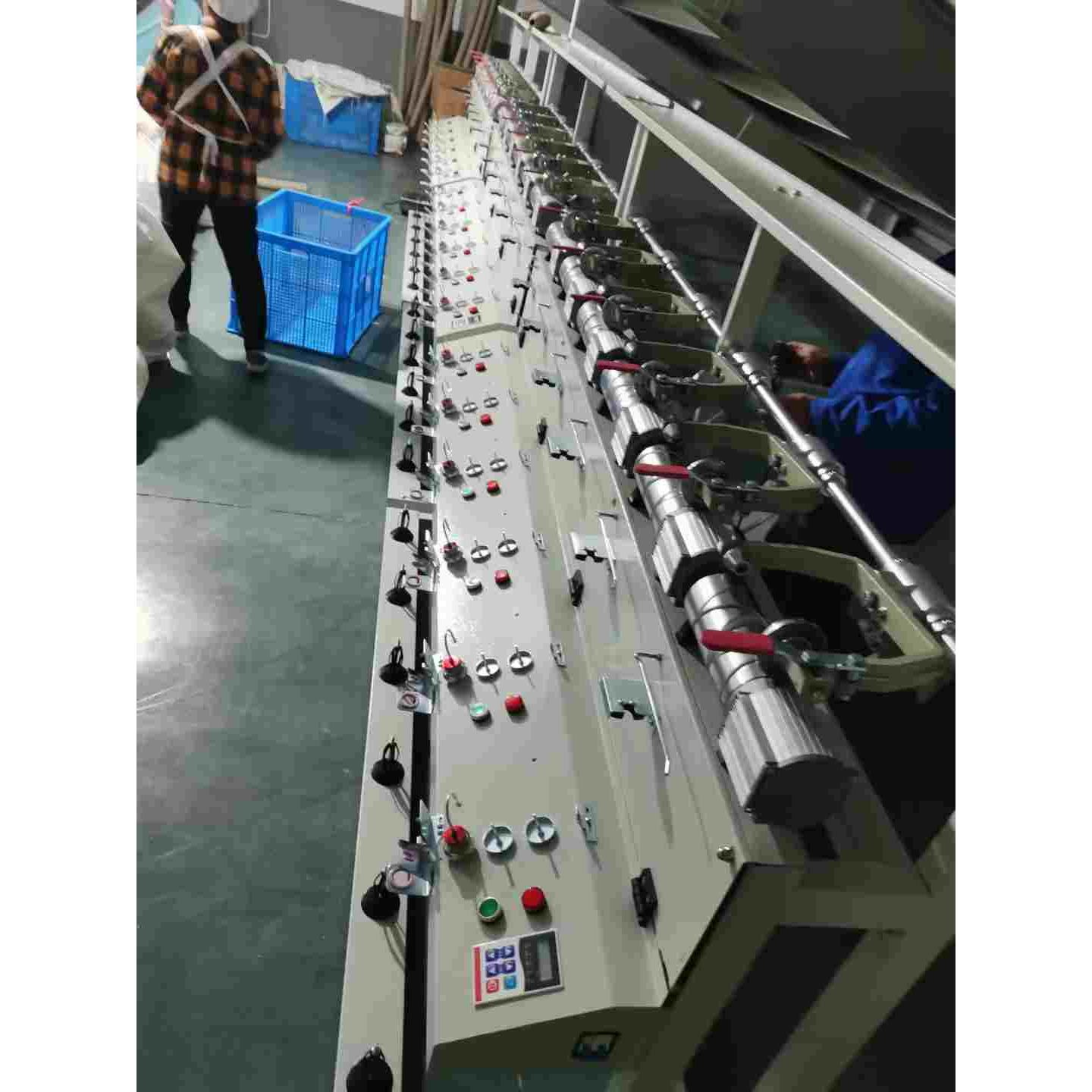 喷气厂倒棉纱智能倒筒车