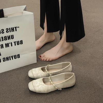 小码女鞋32码单鞋芭蕾瓢平底鞋法式复古软底银色新中式红色春香风