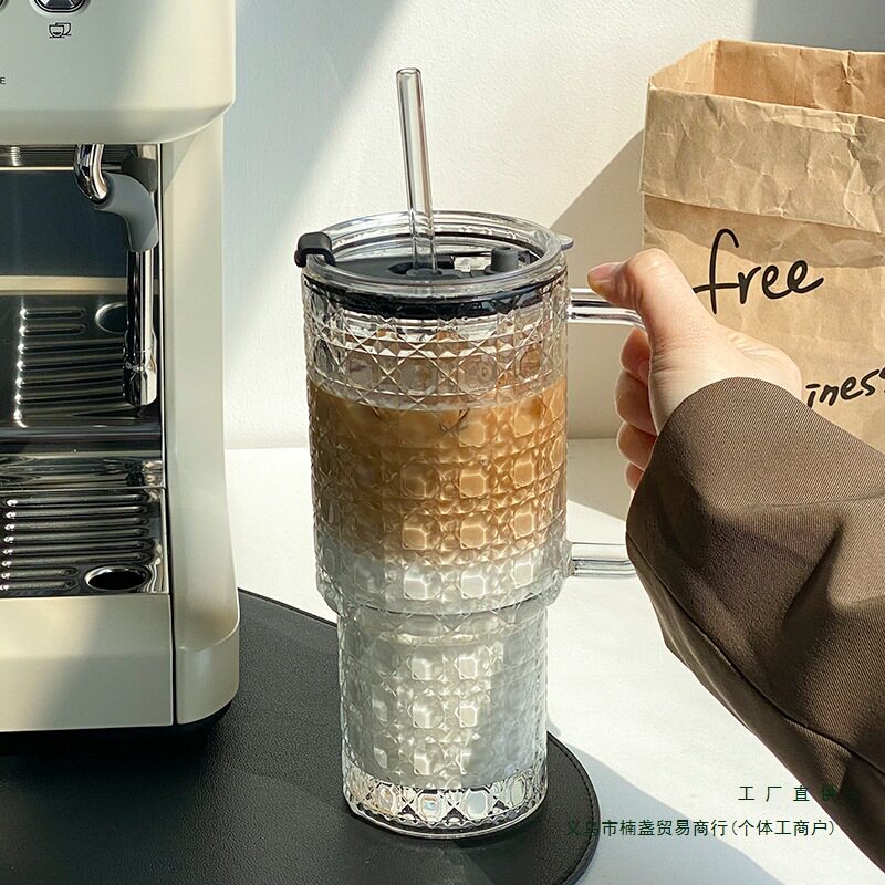 巨无霸带把手吸管杯大容量玻璃杯女生高颜值带盖办公室咖啡水杯子
