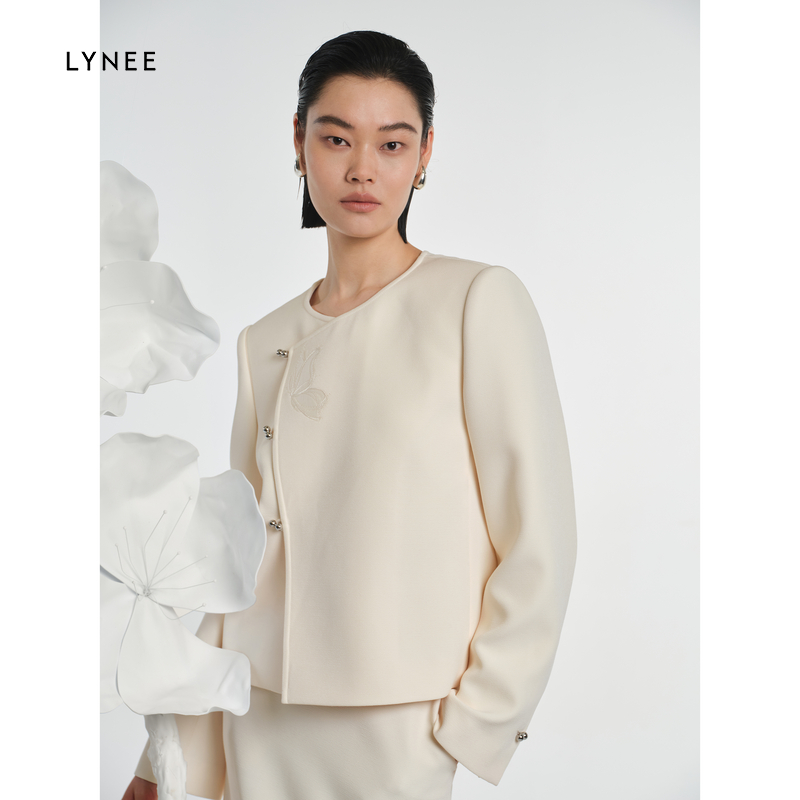 LYNEE 国风蝴蝶贴布绣截短直身斜门襟新中式短外套女秋冬新款