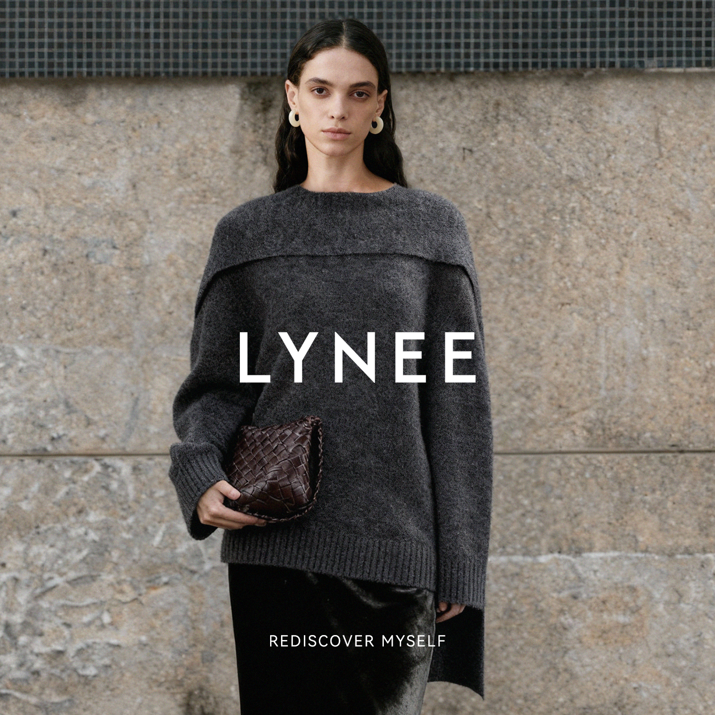 LYNEE【慵懒假日】羊驼毛围巾针织套头衫女冬季慵懒风设计感毛衣