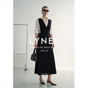 LYNEE【黑标 简序】简约深V黑色无袖连衣裙高腰线显高显瘦小黑裙