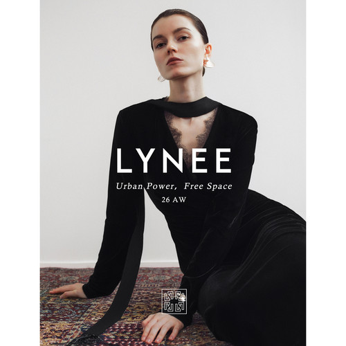 LYNEE老钱风黑丝绒V领蕾丝上衣