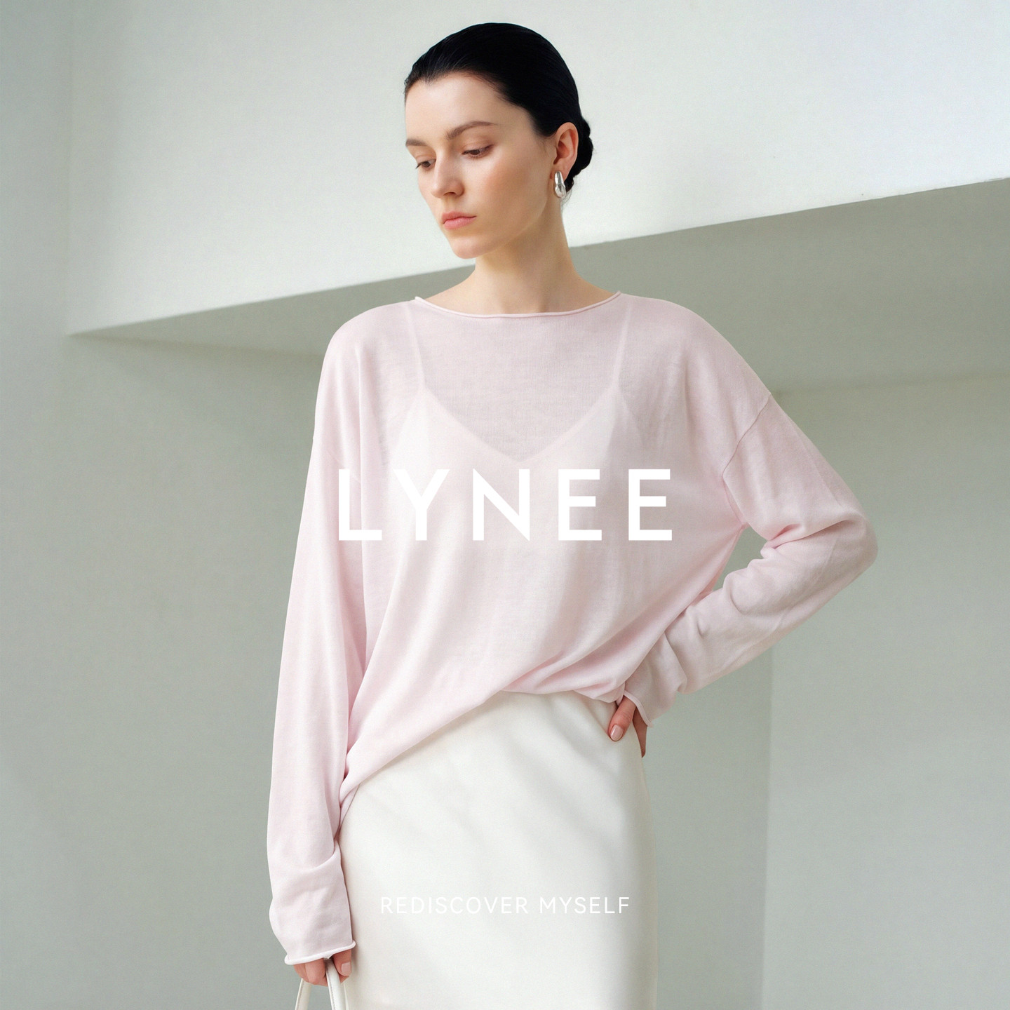 LYNEE夏季凉感亚麻混纺女T恤图片