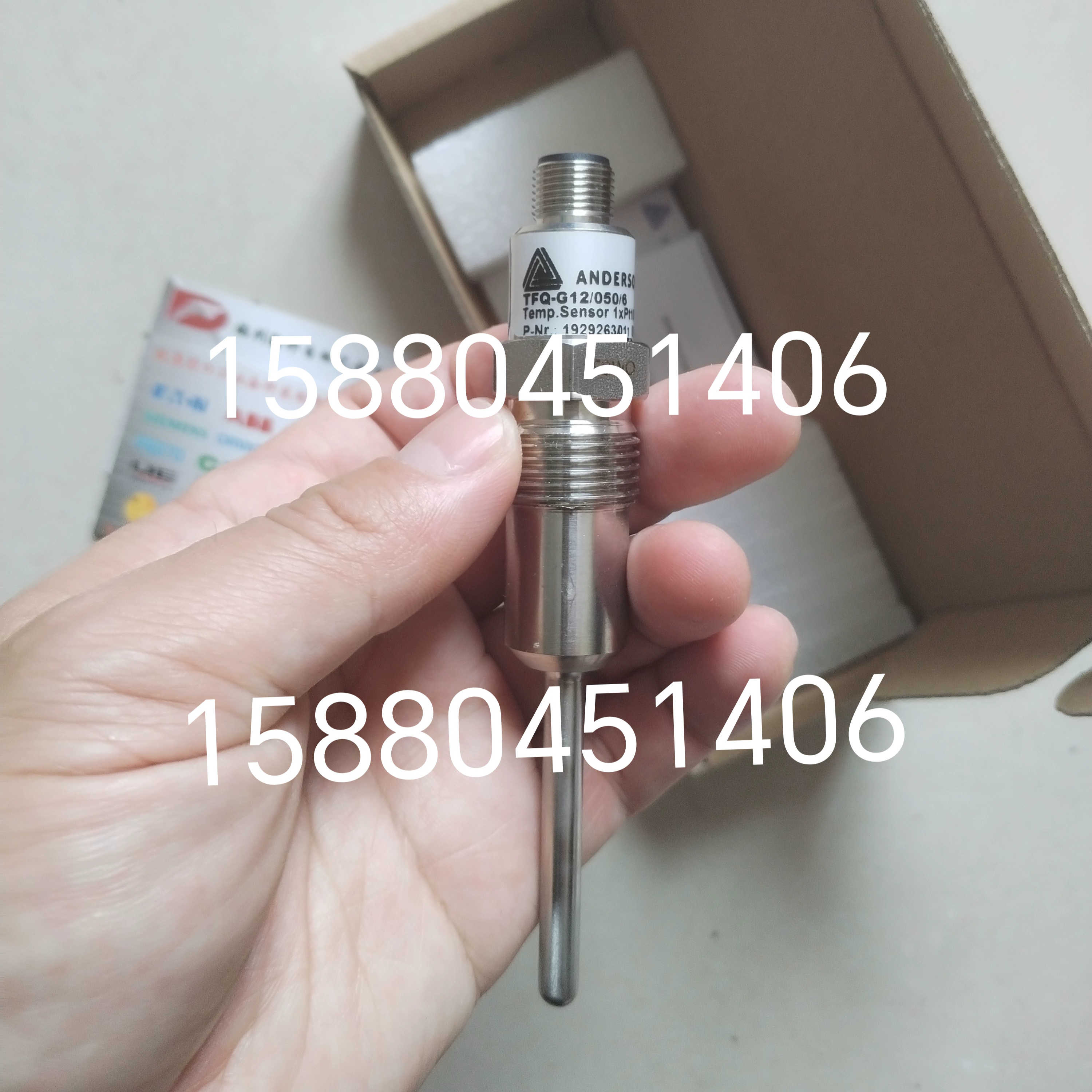 NEGELE耐格压力变送器 MPFS81601A01A0AE2AB0610C1KB0-1Mpa)