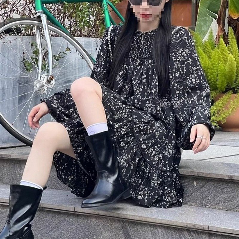 气质碎花雪纺长袖连衣裙女2025春装新款设计感宽松荷叶边娃娃裙子