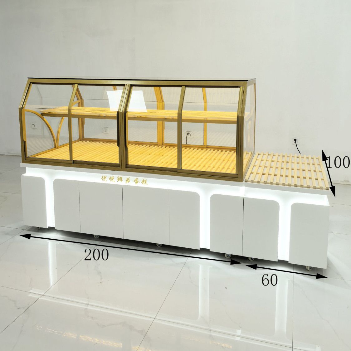 面包柜展示柜中岛柜边柜烘焙货架商用玻璃蛋糕糕点店模型柜样品柜