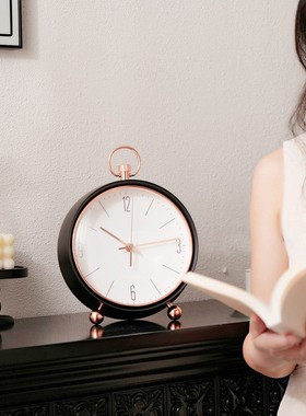 轻奢创意美式座钟家居客厅钟表挂钟摆件台式家用静音时钟卧室摆设