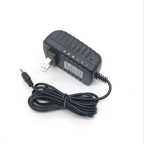 筋膜枪充电器13V1A吸尘器除螨仪14V1A15v1A通用电源配接器13.5V