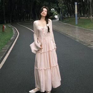 温柔甜美法式蕾丝拼接粉色吊带套装夏季连衣裙防晒开衫收腰长裙女