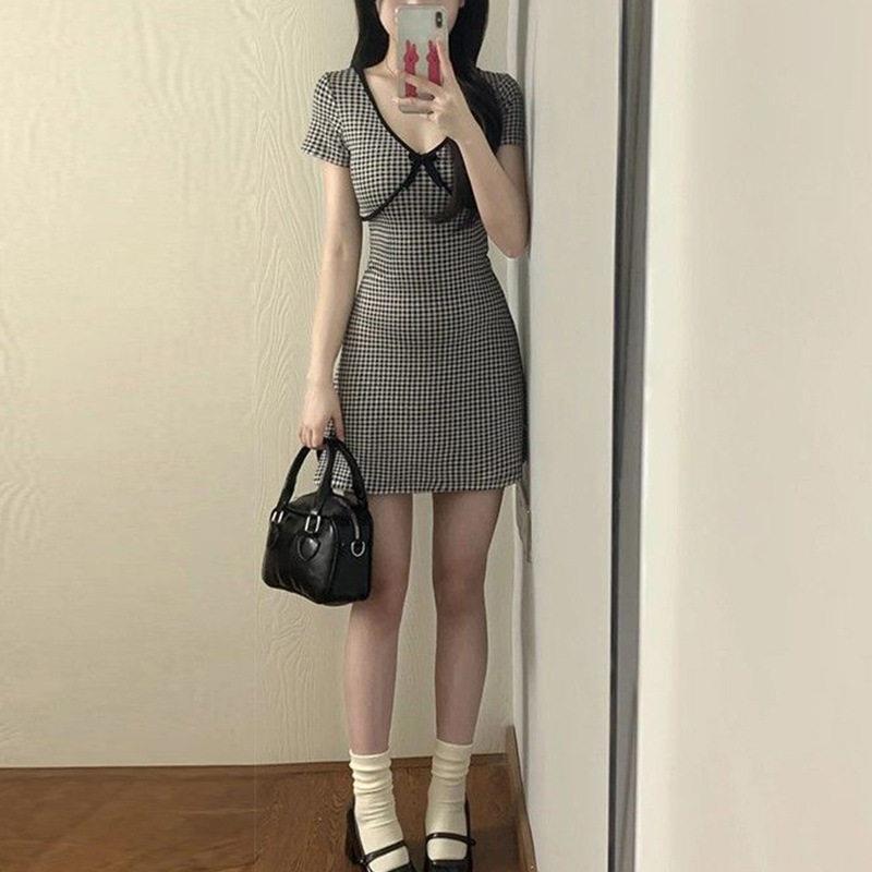 简遇luck品质女装法式v领蝴蝶结格纹连衣裙子女装夏季新款纯欲风