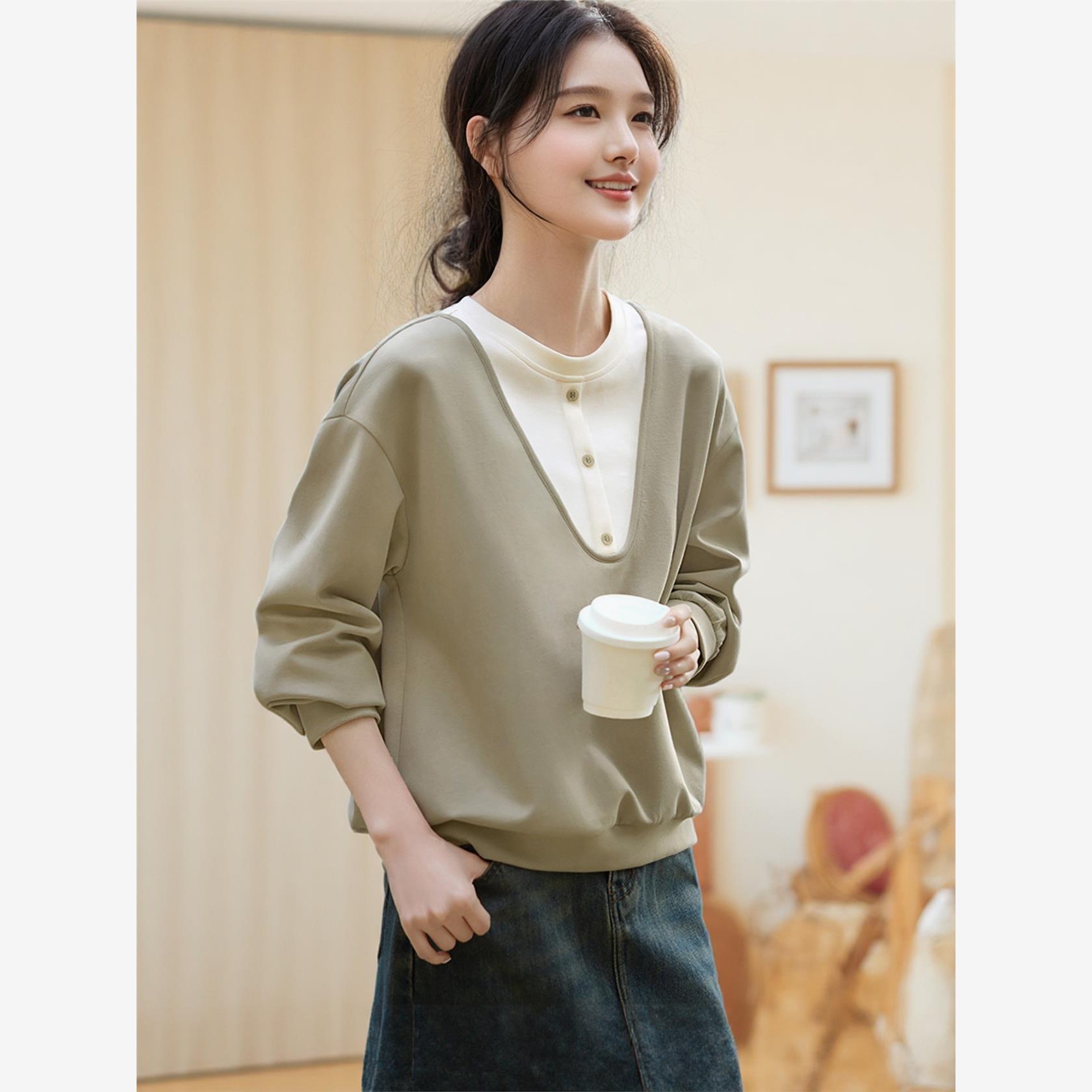 假两件卫衣女士初秋季外穿外套冬款宽松慵懒风美式配阔腿裤的上衣