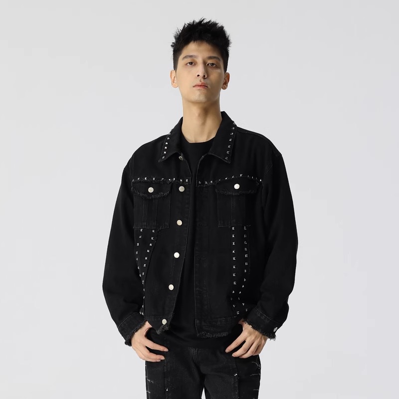 新因素2025新款黑色铆钉牛仔外套