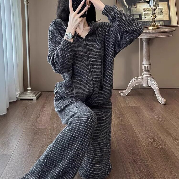高级感时尚条纹连帽套装女春秋2025休闲开衫卫衣外套阔腿裤两件套