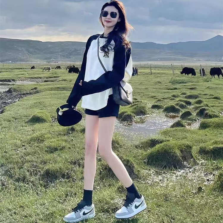 【一折专区】奥莱正品100％纯棉大码长袖拼接遮屁股T恤女打底衫