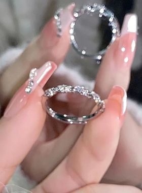 缠绕戒指女轻奢小众设计高级感2025新款爆镀纯银素圈对戒闺蜜礼物