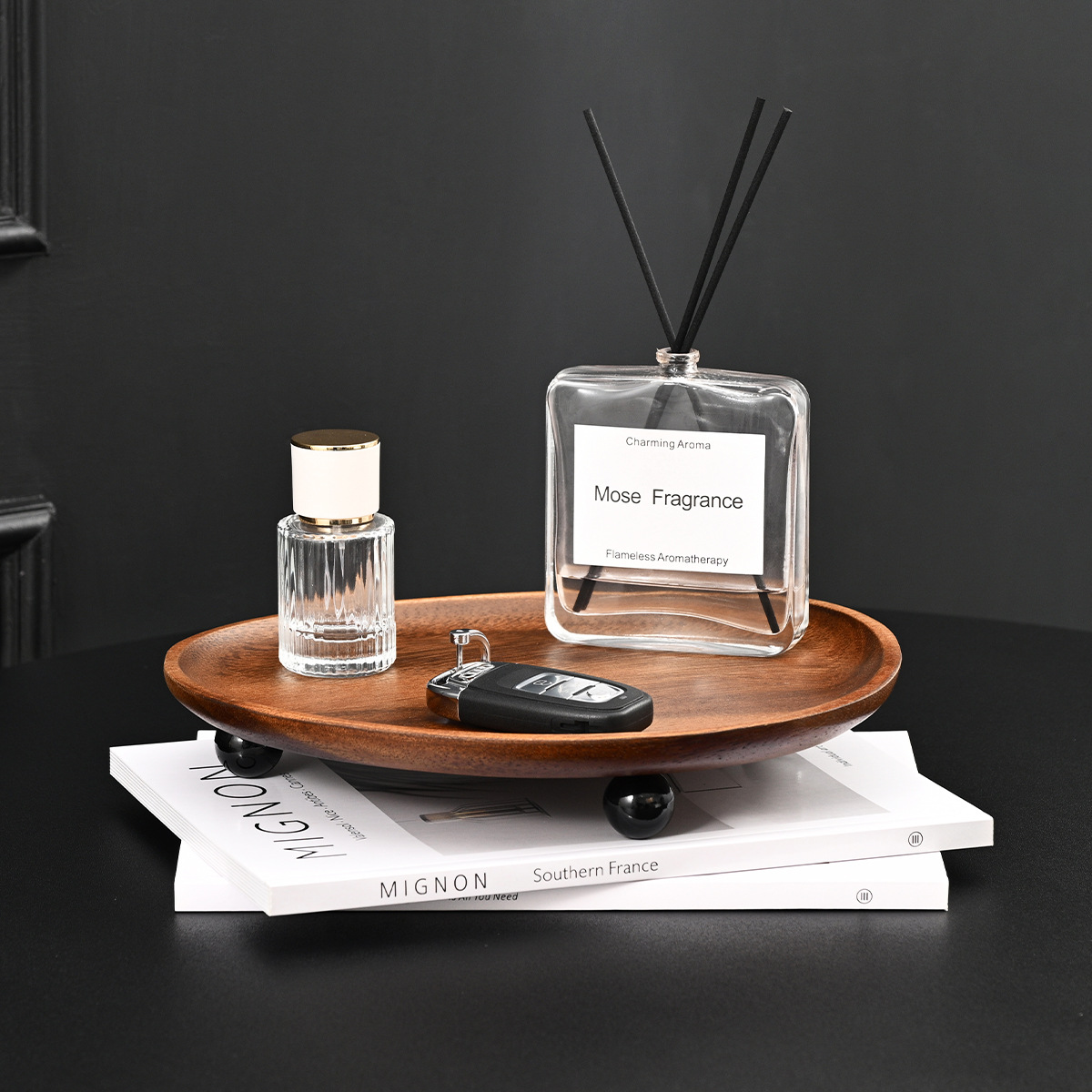 玄关木质钥匙托盘胡桃木色水杯收纳盘子首饰化妆品香水香薰置物架