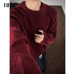 红色毛衣男款冬季高级感慵懒风圆领针织衫内搭羊毛混纺长袖内搭衣