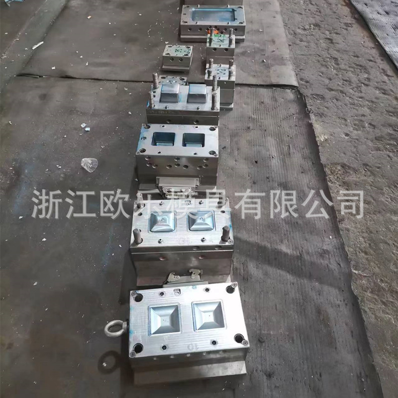 供应出口透明小盒子模具pc装饰品塑料盒子模具厂家黄岩模具