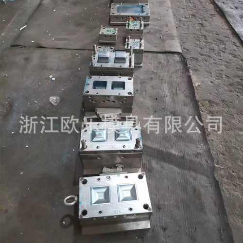 供应出口透明小盒子模具pc装饰品塑料盒子模具厂家黄岩模具