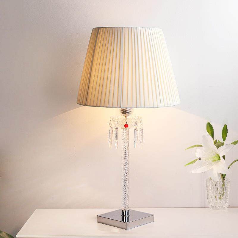 欧式水晶台灯新款奢华客厅书房台灯简约现代创意个性卧室床头台灯