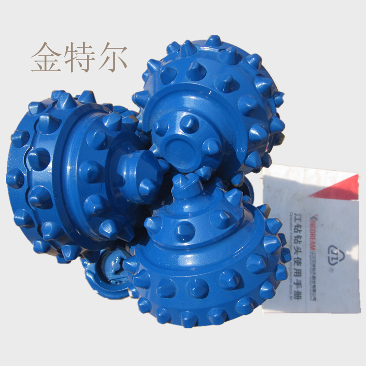 IADC517油气田用牙轮钻头
