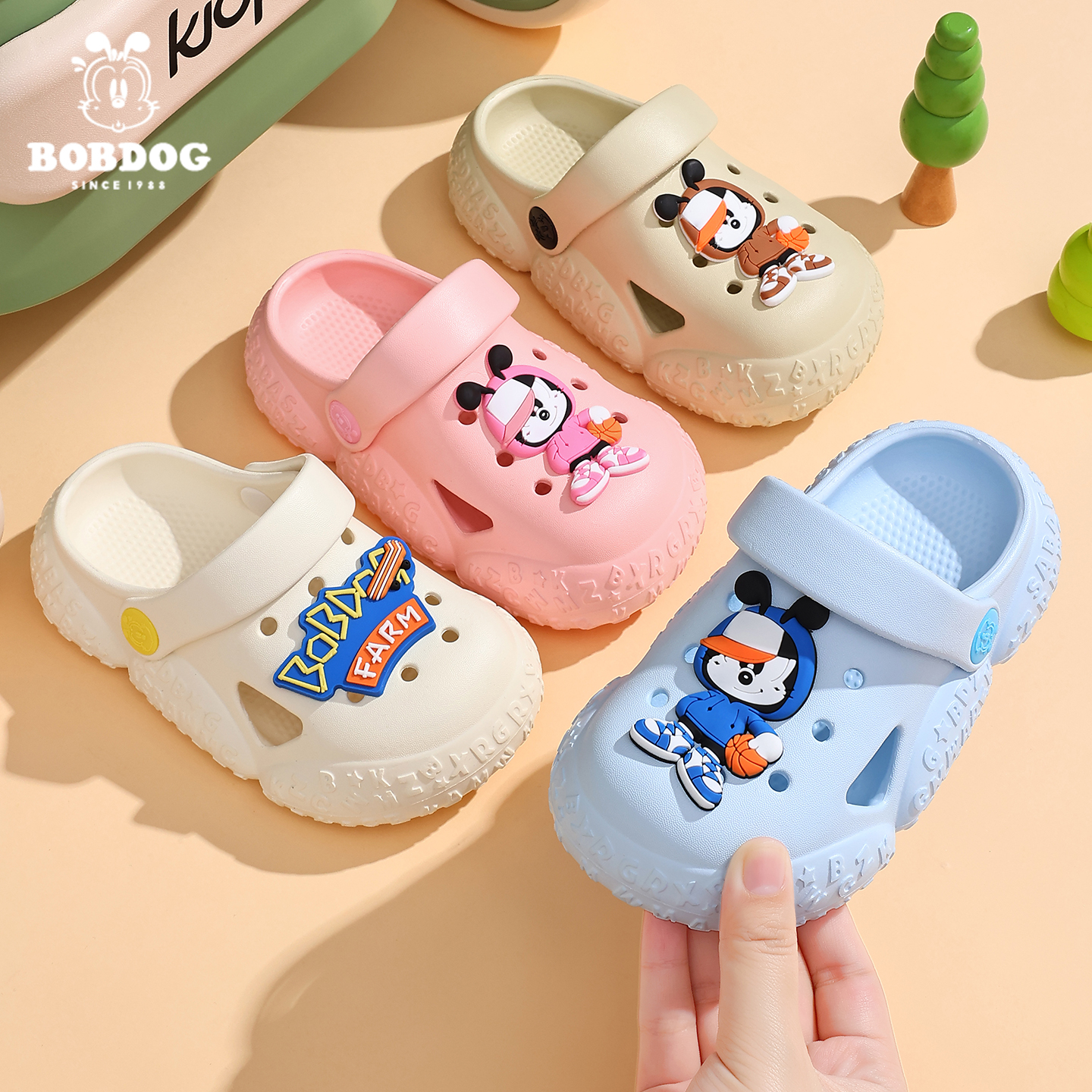 巴布豆夏季新款防滑卡通风洞洞鞋