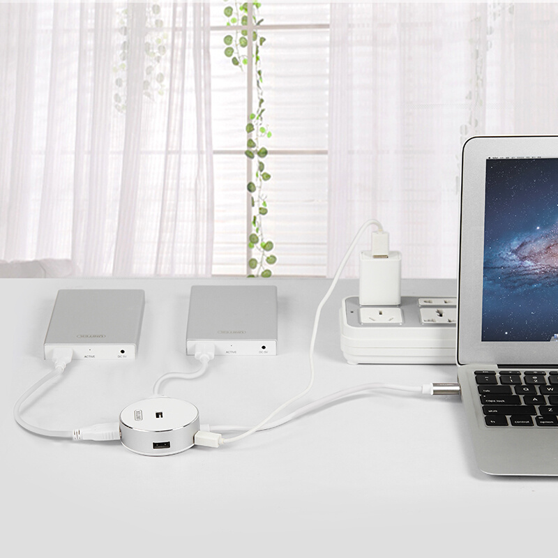 极速。优越者(UNITEK)Y-2179FWH type-cK转USBhub分线器2.0高速4