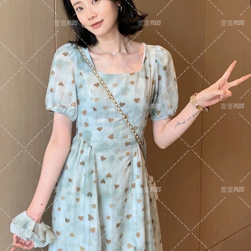 现货  半夏恋语方领气质爱心设计高腰显瘦静奢风雅致减龄连衣裙