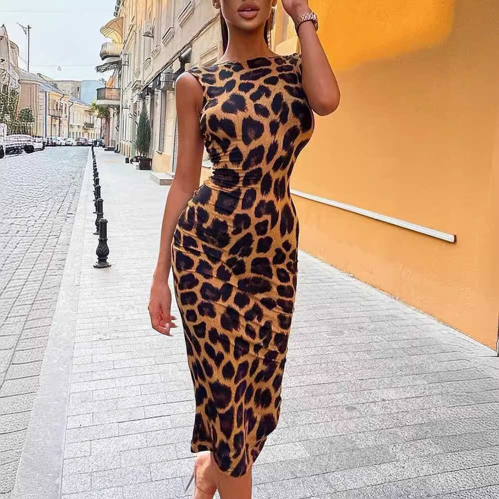 豹纹印花无袖大露背连衣