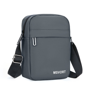 单肩斜挎包胸前手机包男士小包包迷你休闲潮牌轻便运动背包小挎包