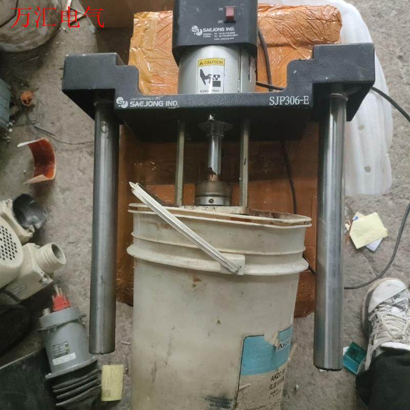 韩国世宗微型打胶机,SJP306E。成色不错功能正常使用!1(议价)