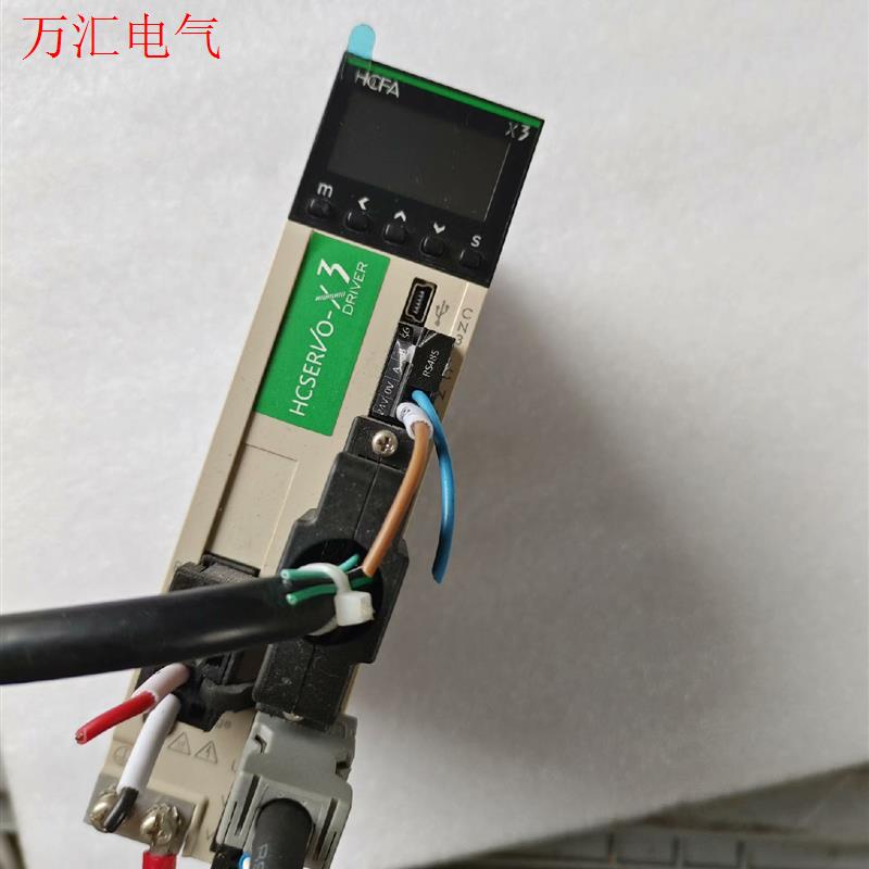 川驱动器SV-X3DA010A-D,成色漂亮,功能完好,拆(议价)