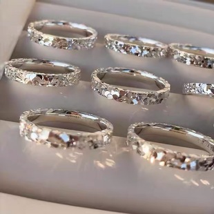 S999纯银碎冰冰戒指女小众设计轻奢高级感指环足银食指戒闭口尾戒