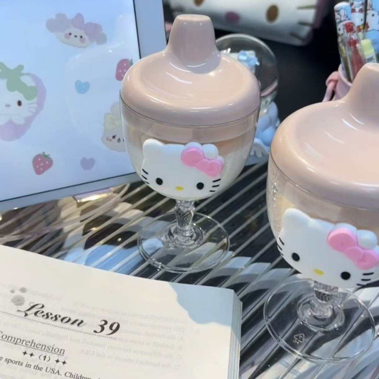 猫猫高脚杯hellokitty水杯儿童2024新款女夏天可爱卡通便携牛奶杯