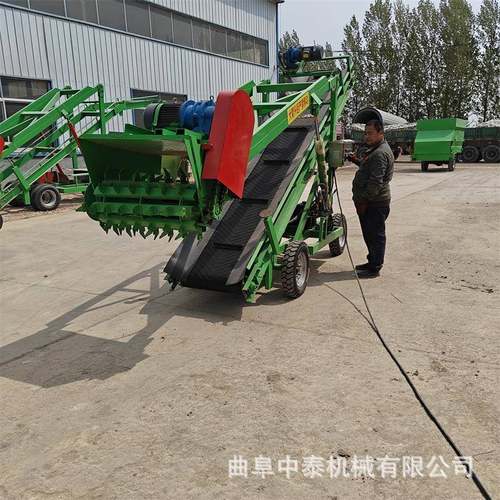 移动式小型挖草机牧场横向移动取料机5m升降款牧区横移式挖料机