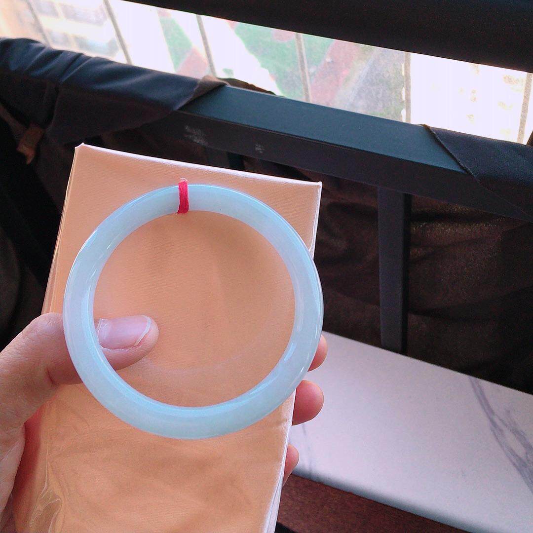 57圆条天然缅甸a货糯种晴底淡蓝色翡翠玉手镯子正品官方旗舰店女