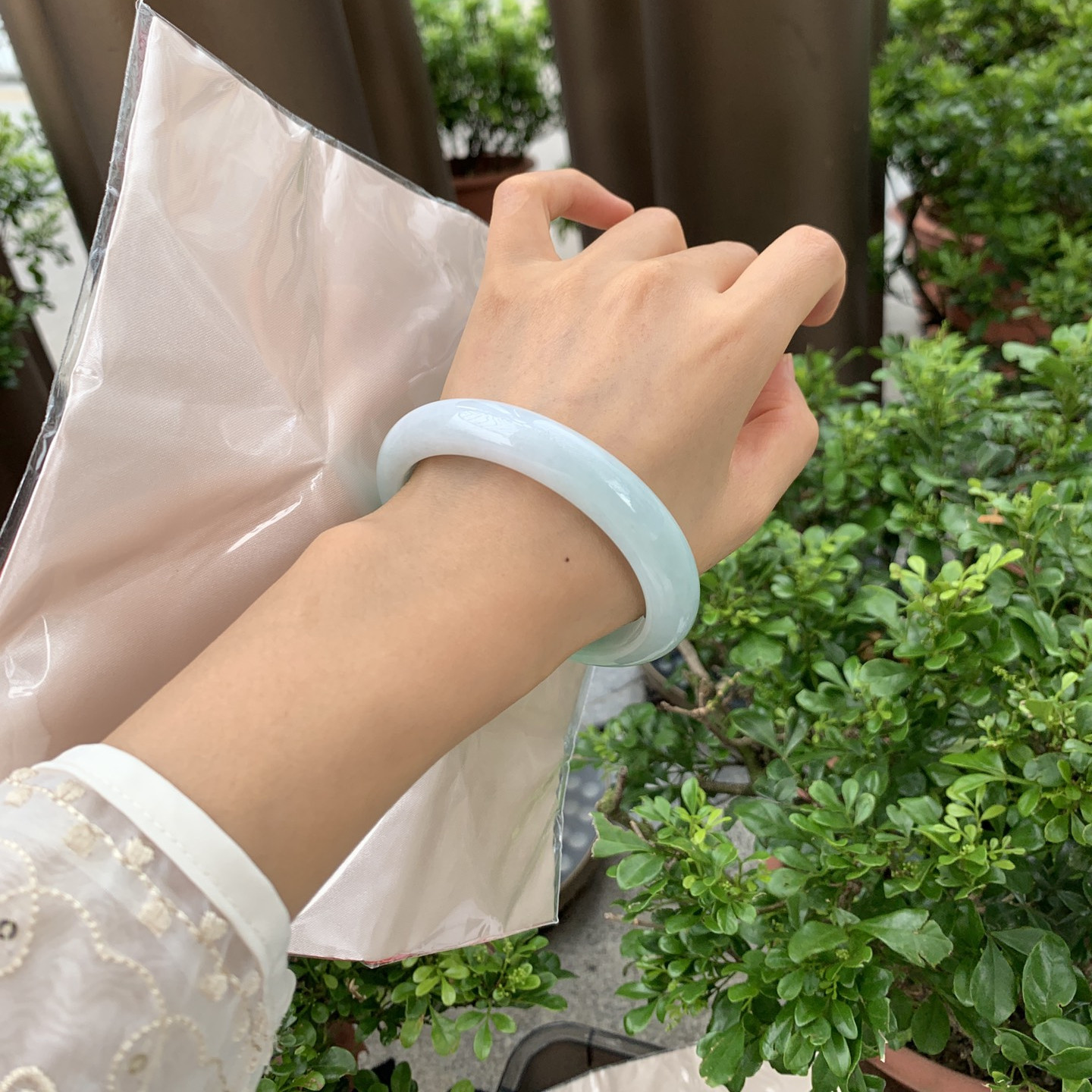 58大正圈口天然缅甸a货糯化种白底青翡翠玉手镯子正品官方店女
