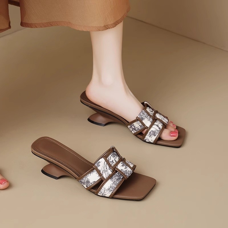 坡跟凉拖鞋小香风复古方头半拖鞋