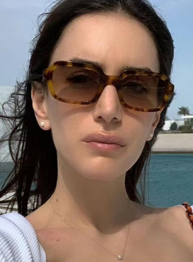 英系Coss KoKo欧美新款小框方形太阳镜 简约不规则素颜ins墨镜女