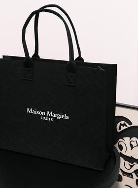 潮牌马吉家黑色毛毡托特包大号多功能手拎斜挎包礼品袋伴手礼icon