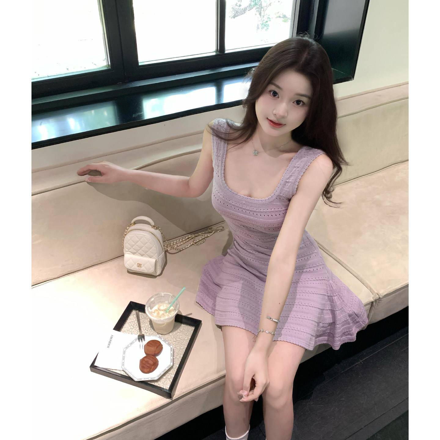 布拿拿Ba漂na na温柔修风独特IOG亮针织洋装女夏季收腰身纯欲短裙