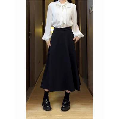 黑色毛呢半身裙女秋冬梨型身材大码胖mm高腰遮胯显瘦中长款A字裙