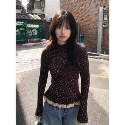 EGGKA复古圆领双层花边设计感磨毛碎花T恤秋冬喇叭袖修身显瘦上衣