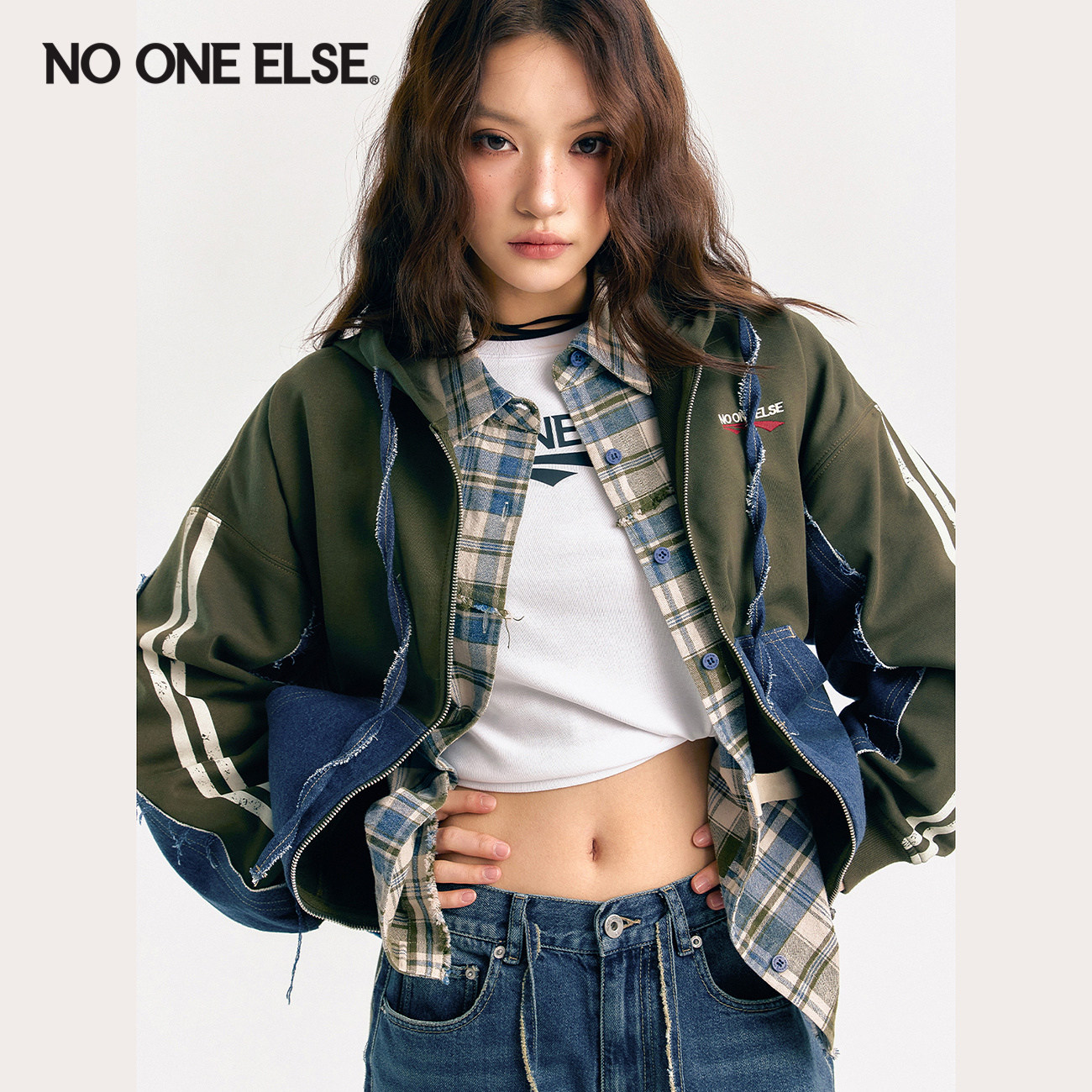 NO ONE ELSE字母刺绣连帽卫衣外套女士2026春秋新款撞色拼接开衫