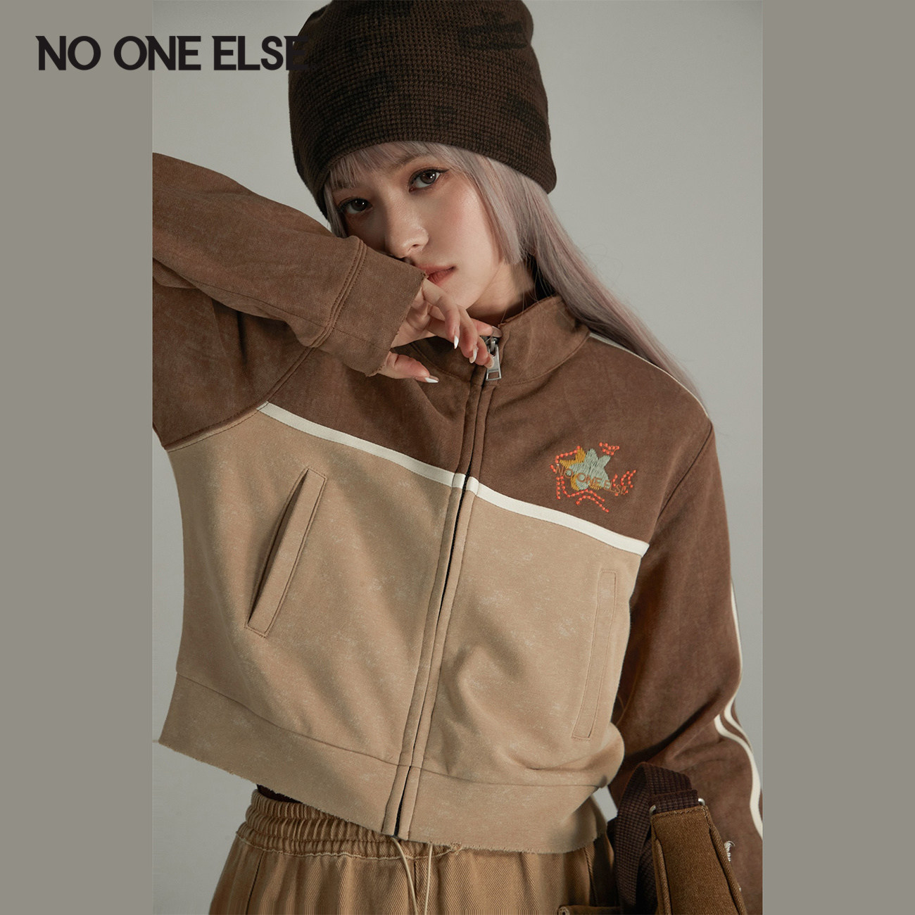 NO ONE ELSE复古卫衣外套女2026春秋新品星星刺绣设计感短款上衣