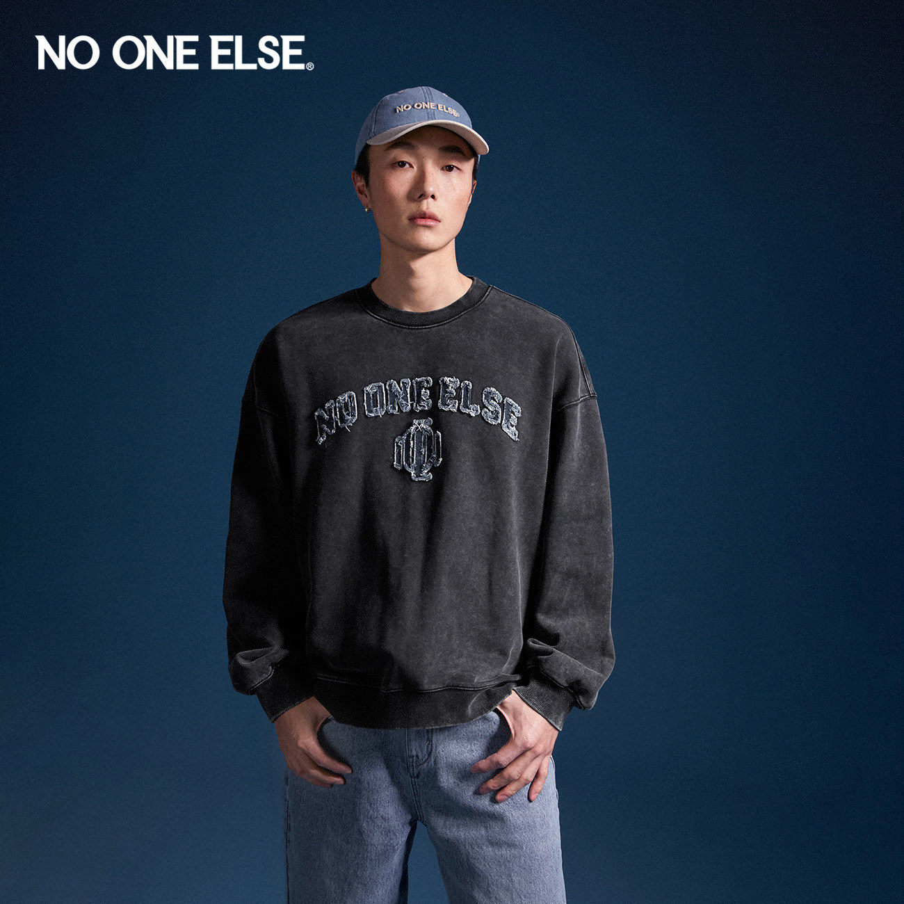 NO ONE ELSE字母贴布绣卫衣男女2026春秋新款学院风做旧长袖上衣